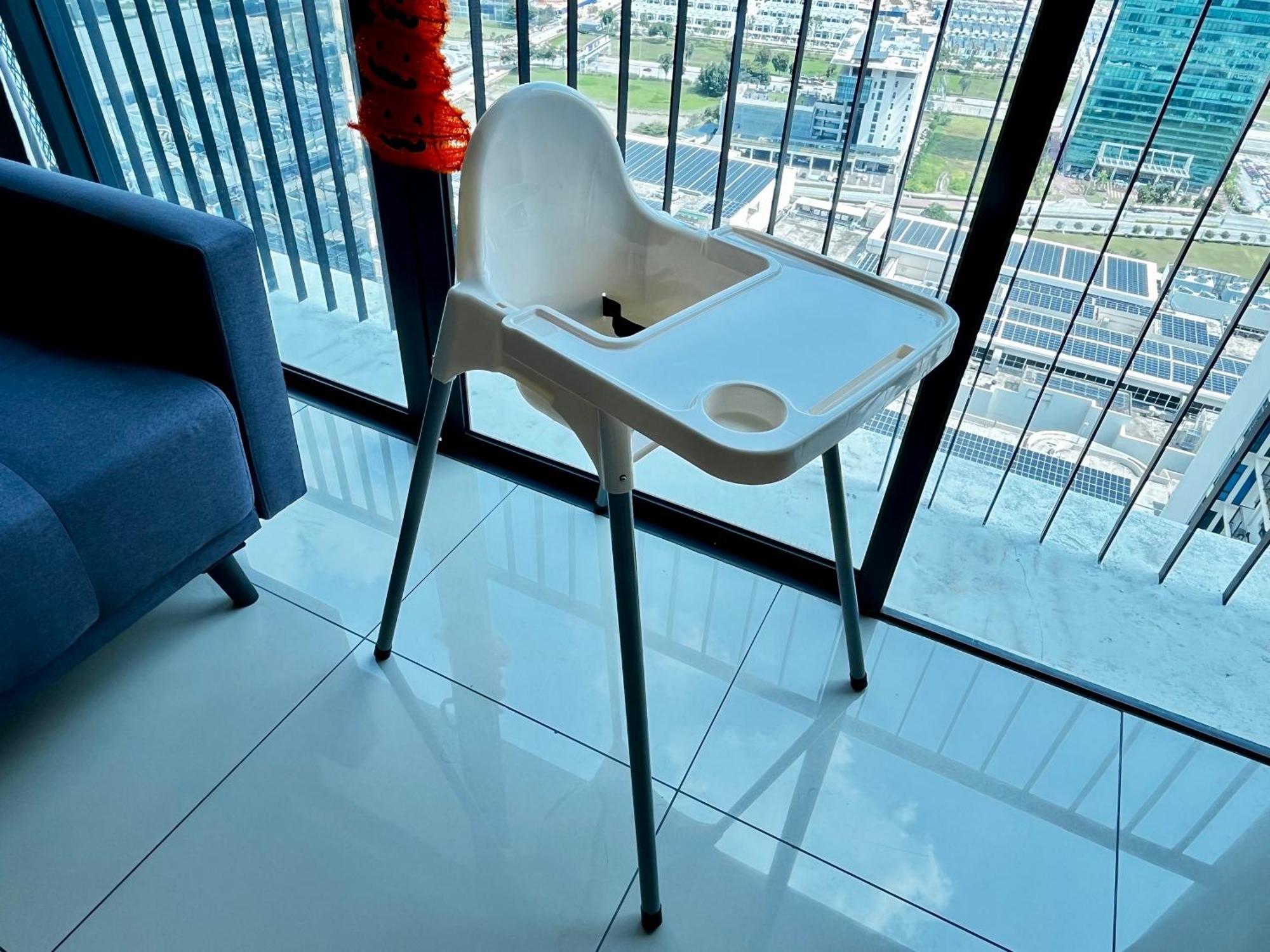 Apartment 1-5 Pax Comfy Trefoil Studio-walk To Setia Mall & Setia Convention Centre *