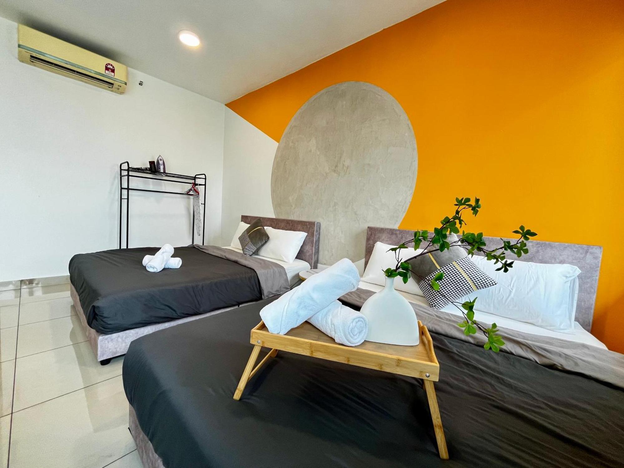 1-5 Pax Comfy Trefoil Studio-walk To Setia Mall & Setia Convention Centre Apartment
